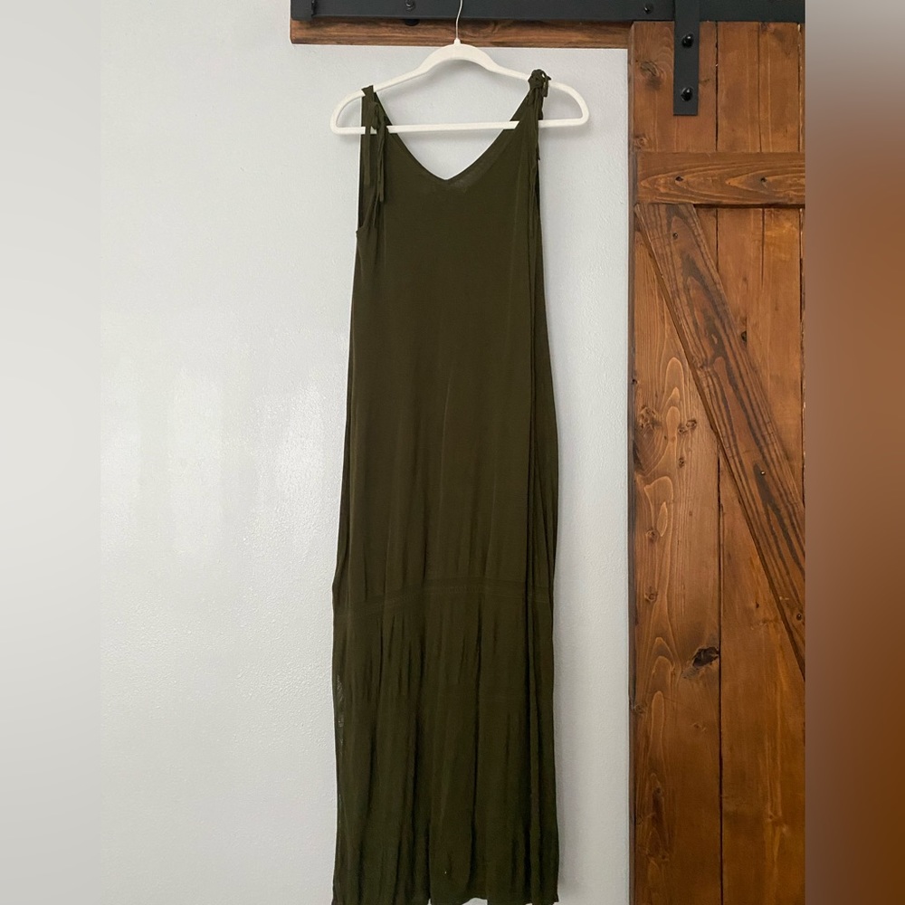 Charli begonia olive maxi dress L